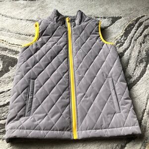 Cat & Jack Gray Quilted Vest with Yellow Accents Large 10/12 Boys